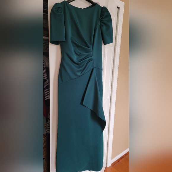 Xscape Dresses & Skirts - Evening Dress Long